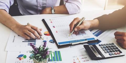 CB yrityksen rahoitussuunnitelma